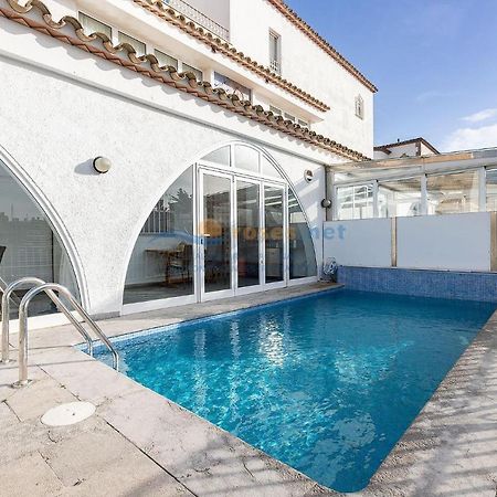 Rnet - Villa Piscina Port Primer 艾姆布里亚布拉瓦 外观 照片